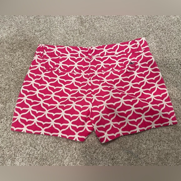 Vineyard Vines shorts size 2 - Picture 4 of 4